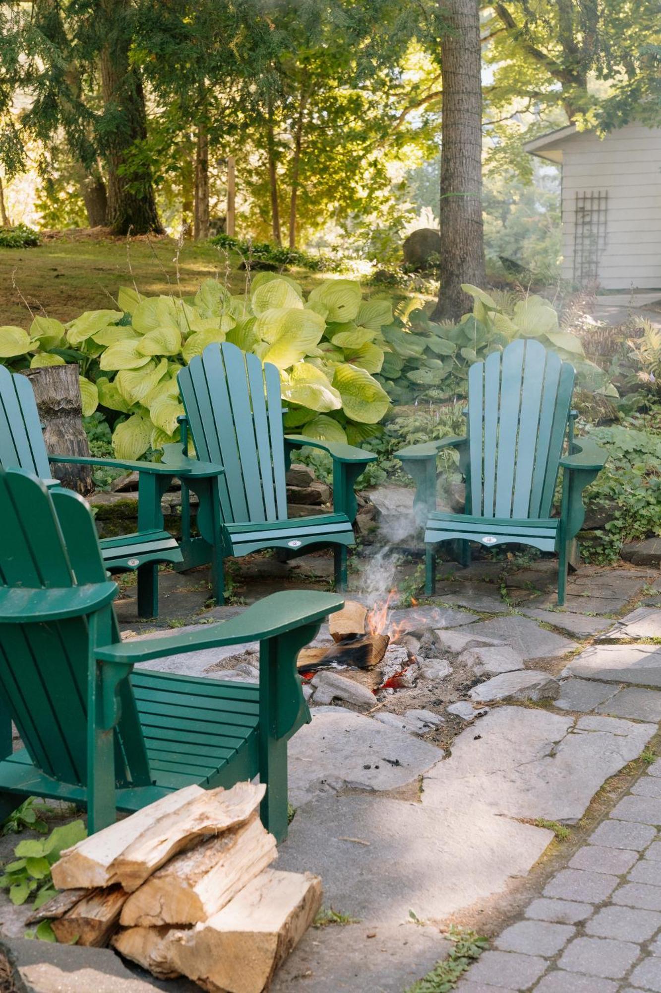 Sherwood Inn Port Carling Exterior photo
